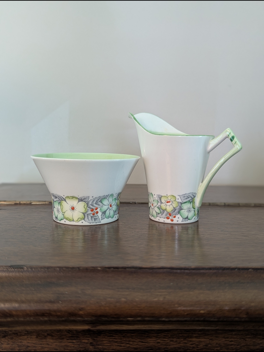 Royal Albert "Dorothy" Crown China Creamer & Sugar Bowl Set